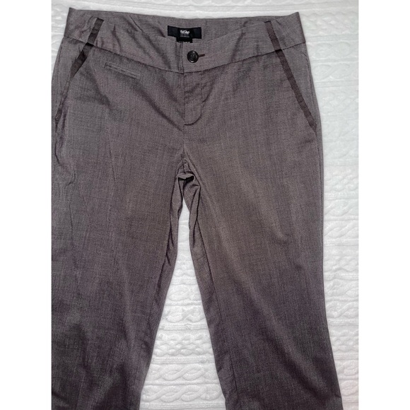 Women’s Dark Gray Mossimo Stretch Capri Bottoms 🖤 - Picture 10 of 17